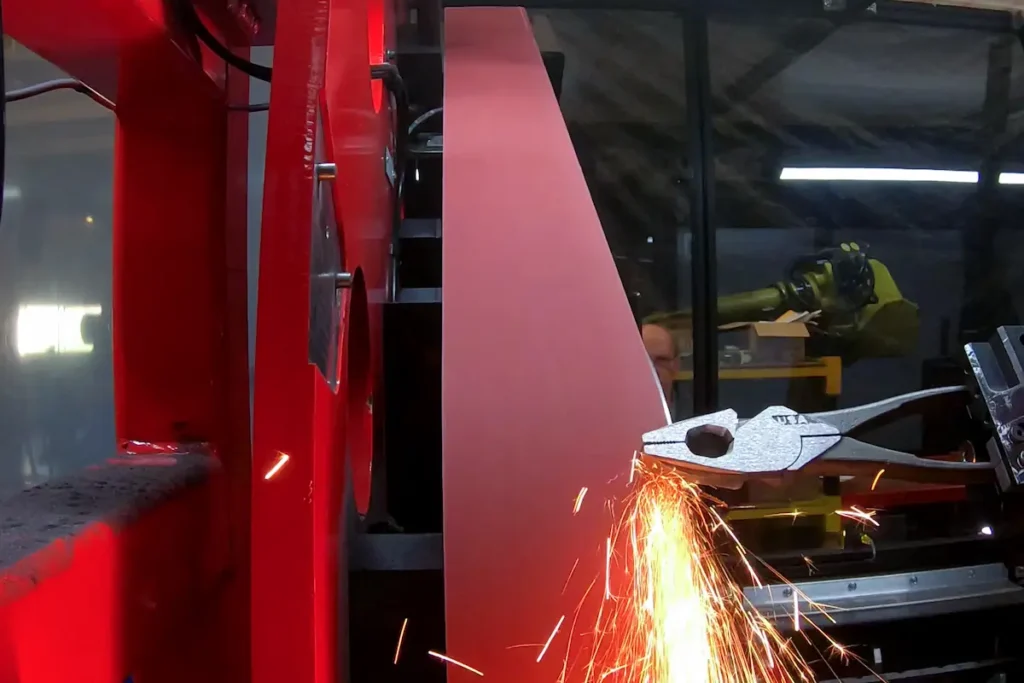 Automated Welding in Warehouse